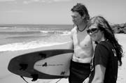 Le dirter néo-zélandais Kelly McGarry surfe à Hossegor