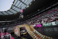 Démo VTT dirt au Stade de France