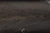 Jey Clémentz roule sur l'Etna