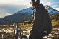 Automne neige bivouac et VTT