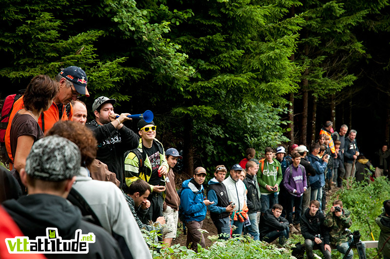 Le vuvuzela sud africain s'invite aussi chez les supporters de Coup du Monde de VTT !